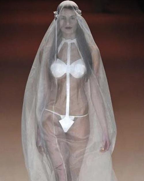 ugly-wedding-dress-lingerie